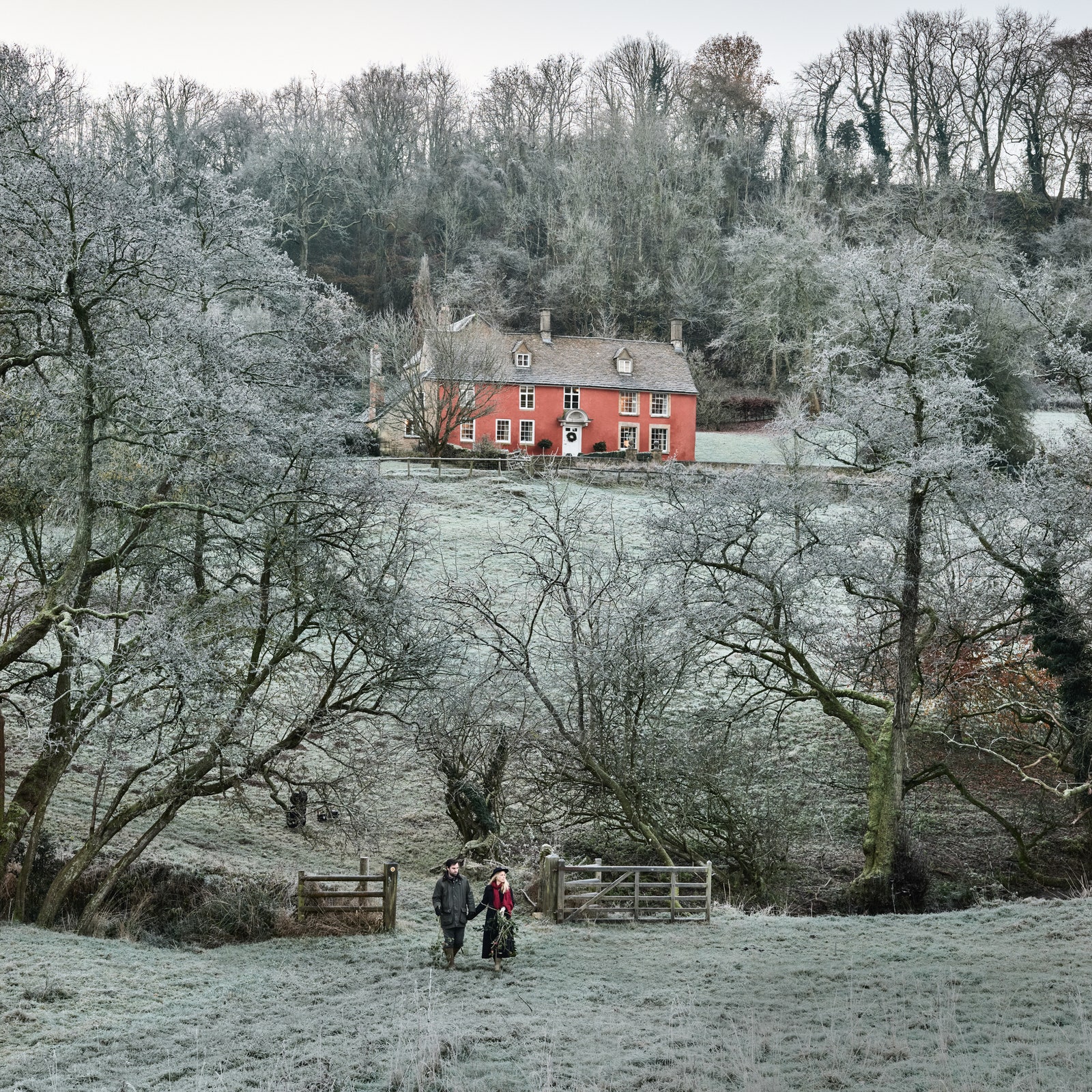 How artist Phoebe Dickinson celebrates Christmas in her Gloucestershire farmhouse